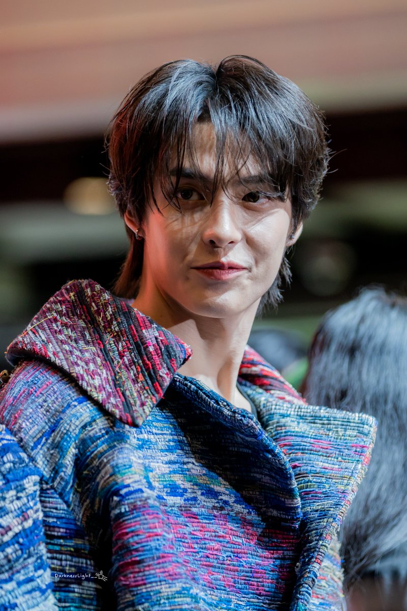 DarknessLight__'s tweet photo. โคตรหล่อ โคตรตึง วันนี้ให้เป็นเฮียทัต 🔥🔥

TEEHENG AT SIAM CENTER BIFW26

#SiamCenterBIFW2026xTEEHENG
#HengmarkII @HengmarkII https://t.co/R7YopgiIwr