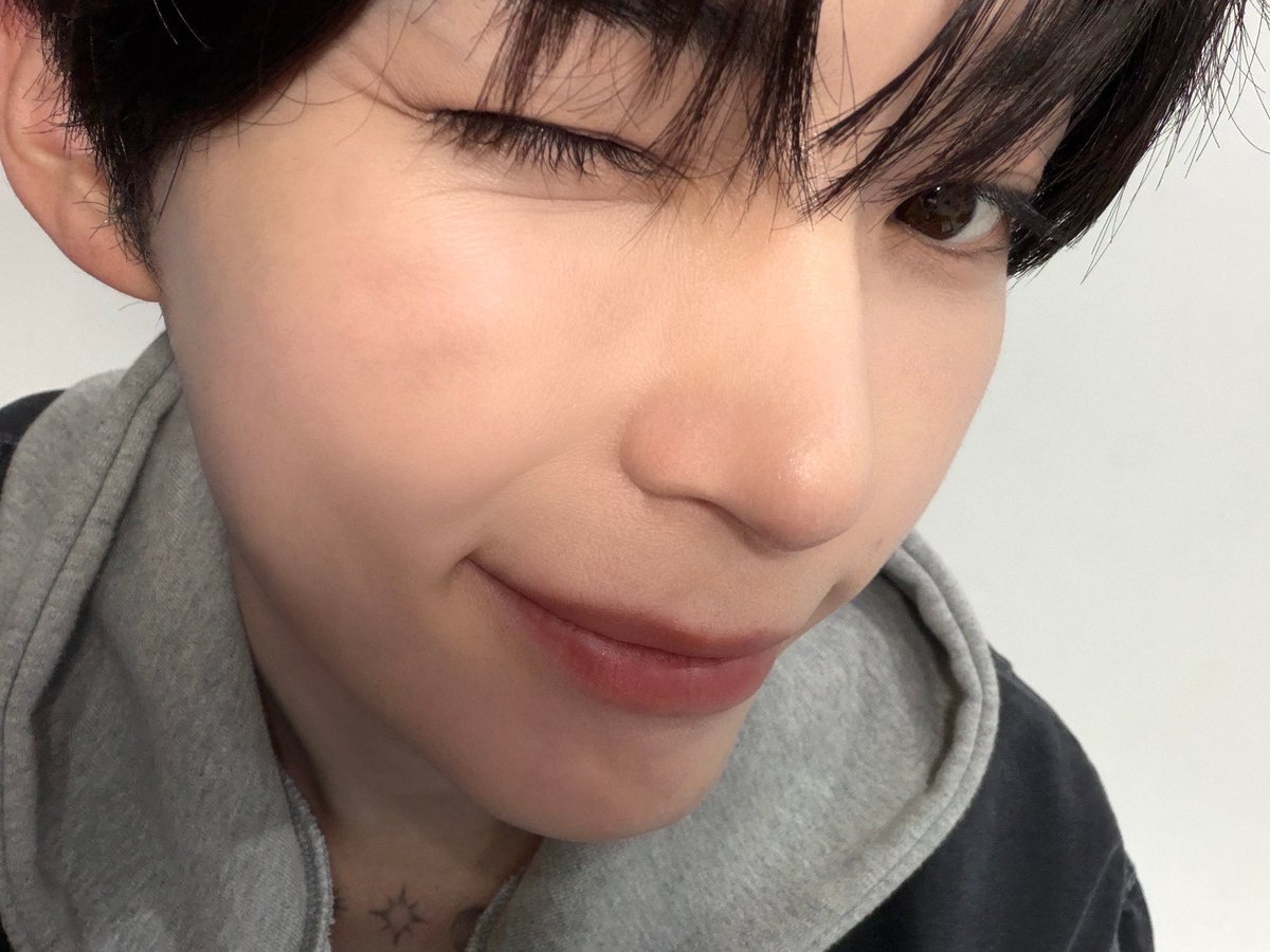 hamtext's tweet photo. 261003 🐹💬

- 📸
“today's ssonghambim” https://t.co/i5PlAdltvC