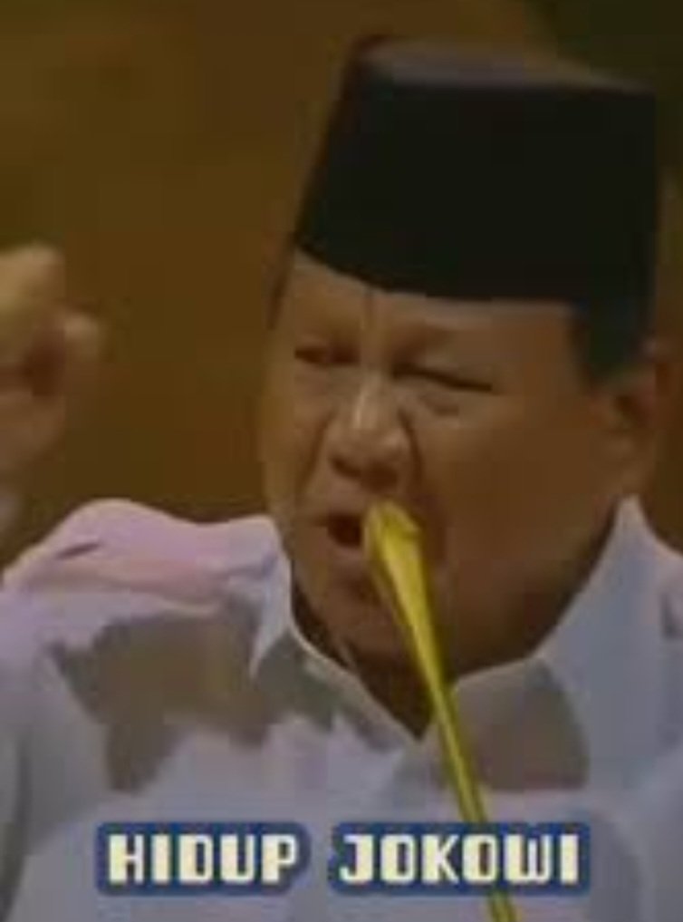 regar_op0sisi's tweet photo. Presiden @prabowo punya 26 wantimpres dan 10 penasehat khusus.

Tugas wantimpres:
Memberikan nasihat dan pertimbangan strategis diranah etis dan normatif. 

Tugas penasihat presiden:
Memberikan saran, pertimbangan dan eksekusi pada bidang teknis dan spesifik.

280 juta rakyat Indonesia dibodohi dengan permainan kata kata, untuk tujuan bagi bagi APBN kepada rekan-rekan presiden.