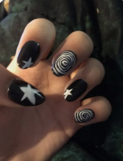 1101St4r's tweet photo. como me ve pinterest ? ՞. .՞𐦯

ʚɞ character ; ㅤ
ʚɞ plushie ; 
ʚɞ nails ;
ʚɞ quote ; https://t.co/gXodgjHPsL