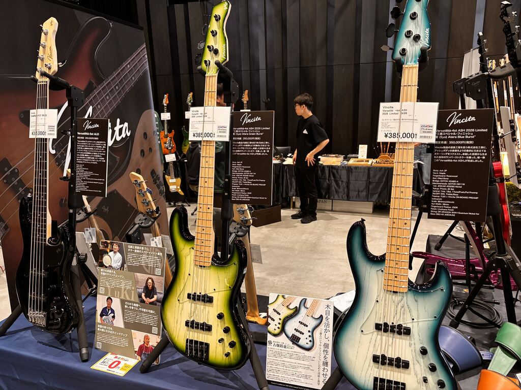 Miyaji_Guitars's tweet photo. 【信州ギター祭レポート】

Vincita　
海外ブランドのようなカラーセンス。実物は100倍キレイです。

#MGK
#信州ギター祭り
#vincita https://t.co/11AjPL2cBy
