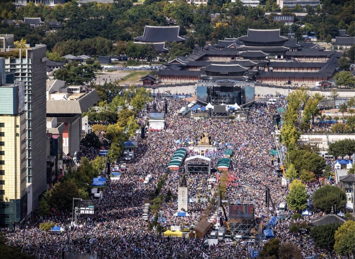 xjs3054's tweet photo. 뉴스엔 나오지않는.. https://t.co/xeLvOqR36P