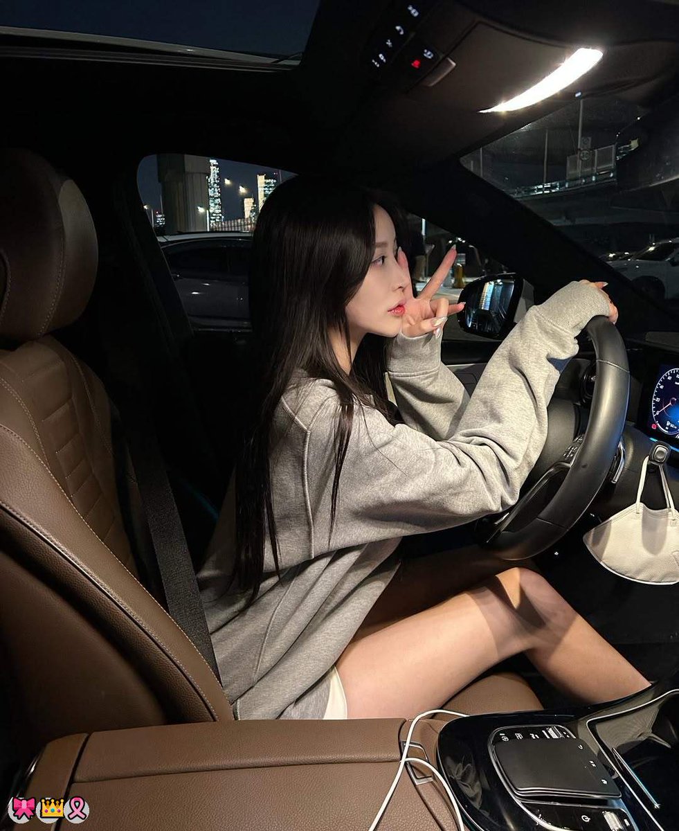iamqueenkar's tweet photo. 🌟 운동하는데 뜰까요 내가 다 이길 수 있음   #시흥 #ㄱㄷ  #온플 #시흥ㅁㄴ https://t.co/yyryda6xUO