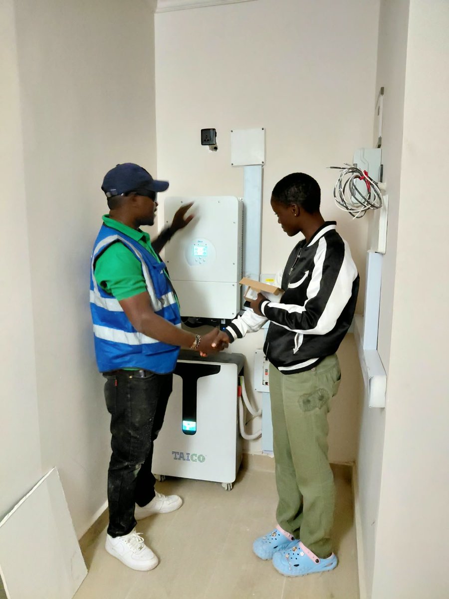 Taicopowerke's tweet photo. From rooftop panels to the final handover, powering homes and building trust
A look at our team installing a solar system featuring a TAICO lithium battery, followed by a customer handover.
#taico #SolarInstallation #solarenergy #solarsolutions #weekend https://t.co/PWZQ6KSHJE