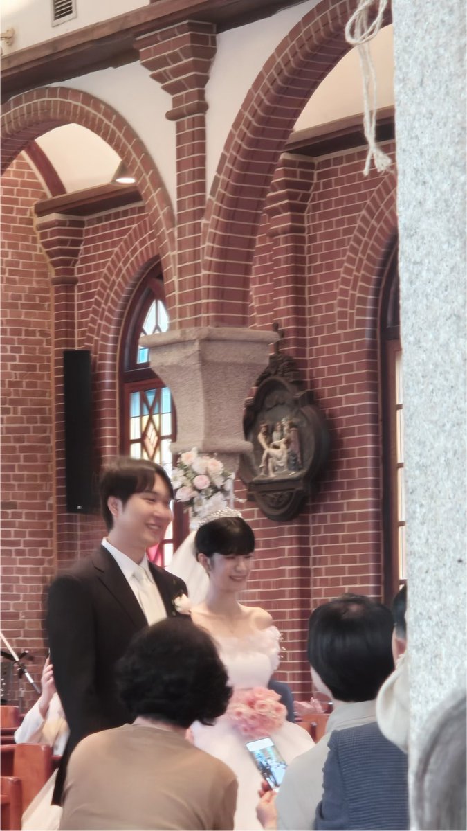 RowaBunny's tweet photo. 오늘 결혼했어요..💕
와주신 분들 진짜 너무너무 감사드립니다 ㅜㅜㅜㅜㅜ 다들 조심해서 들어가구 담에 또 만나요🙇‍♀️🙇‍♀️🙇‍♀️💜 https://t.co/J3lcQ7gN2j