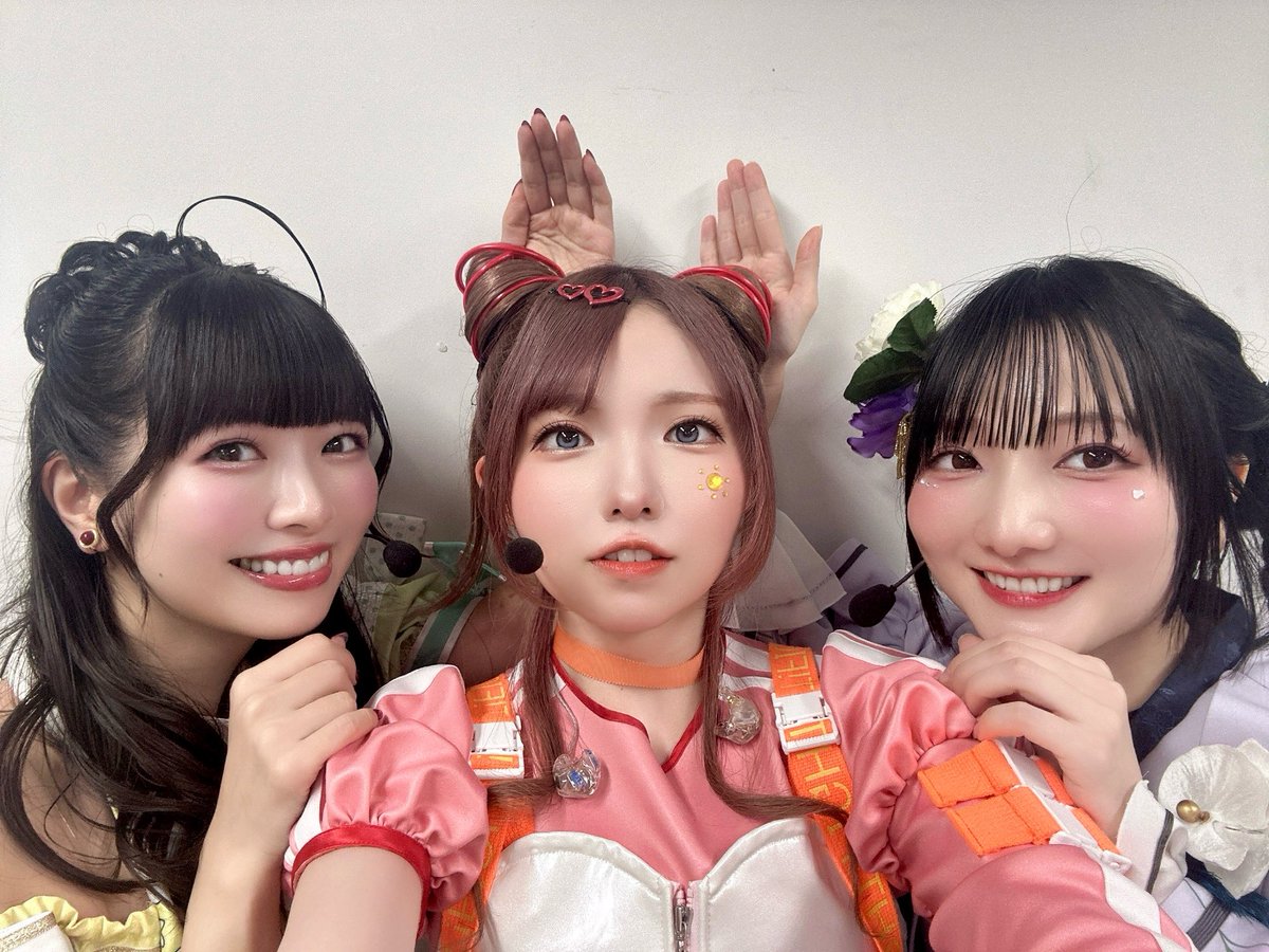 mineda_mayu's tweet photo. だいたい身長同じ組📸
#シャニマスソロライブMSP_day1
#シャニマスソロライブMSP_day2
#シャニマスソロライブMSP https://t.co/X2bNmPnpCy