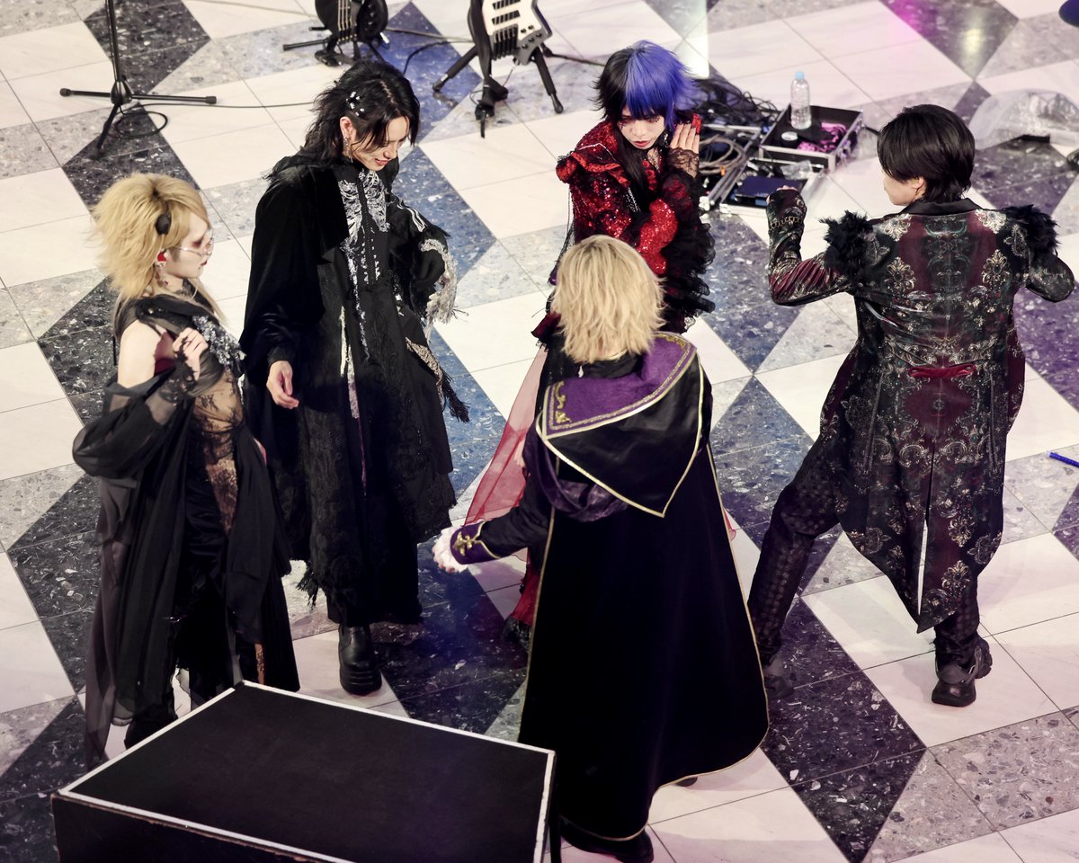 Mintvimin's tweet photo. 261001 池袋サンシャインシティ

#0ꓸ1gの誤算 https://t.co/TJ1GWLtIPF