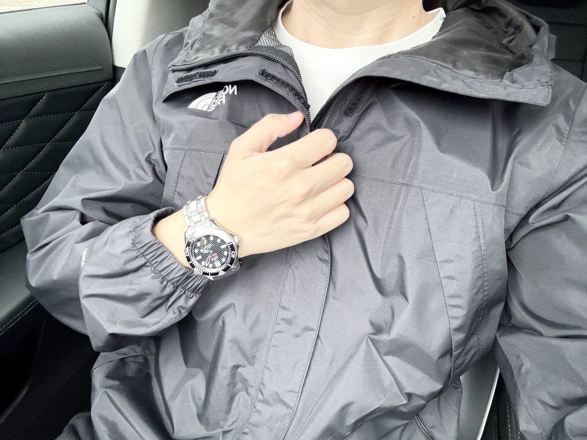 0GentleDevil0's tweet photo. 带着女儿一起，祝大家国庆快乐～ #日常 #主奴 #假期愉快 https://t.co/KS723Qu07N