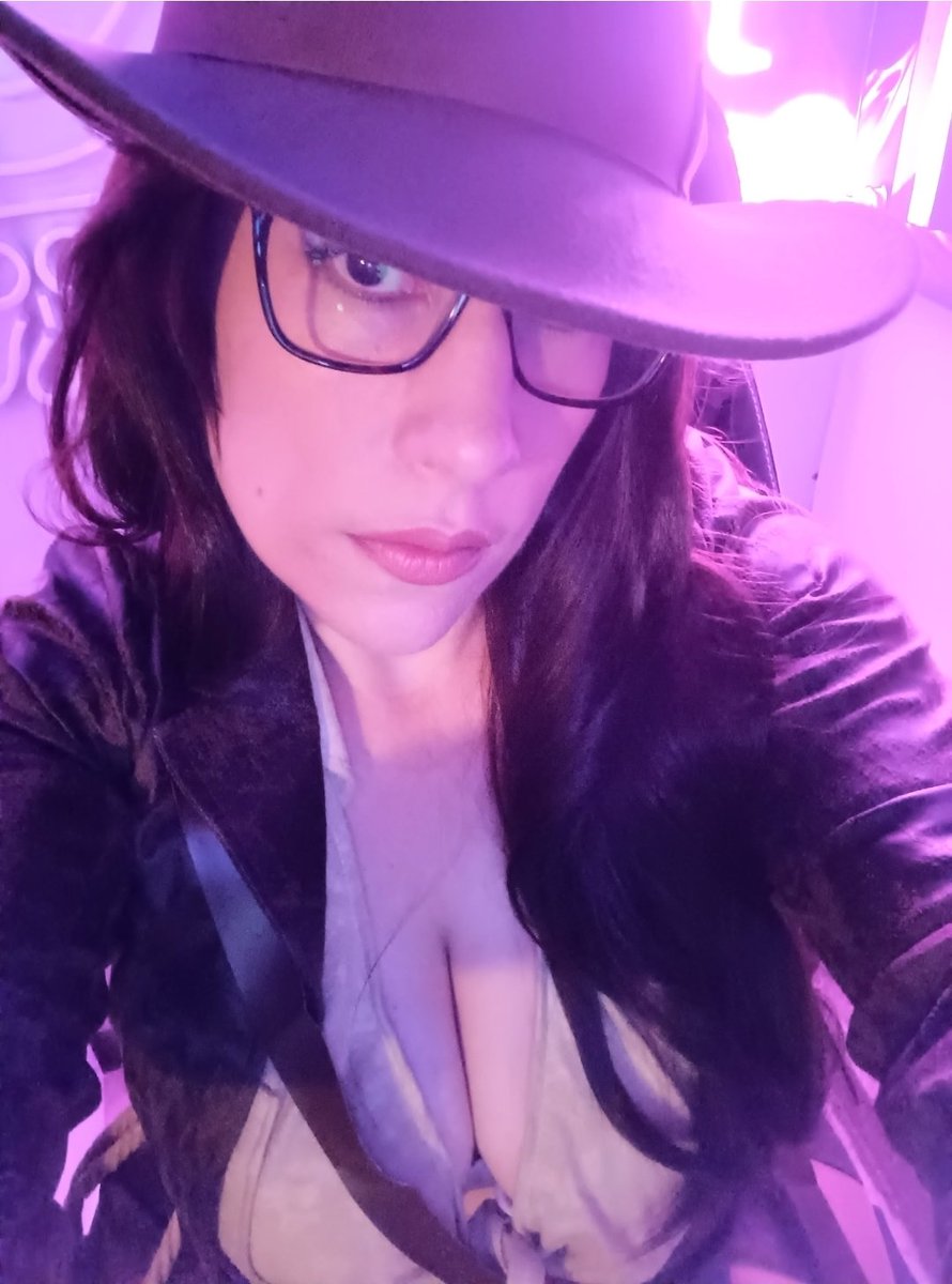 ChrissyCosplay_'s tweet photo. Indiana Jones one of my favorite characters of all time. https://t.co/cZjIxMpNty