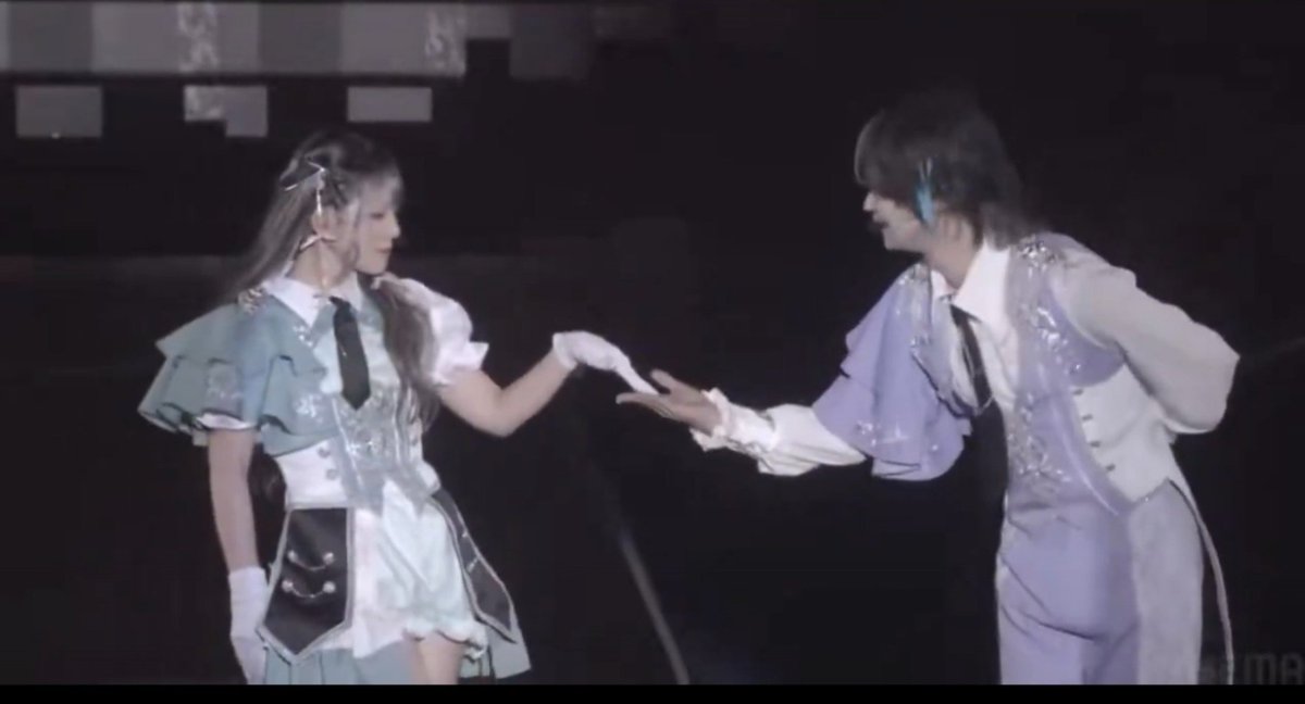 mikuloveruinene's tweet photo. Someone draw Ruinene as machico and toki her please https://t.co/TWcyMXdbPp