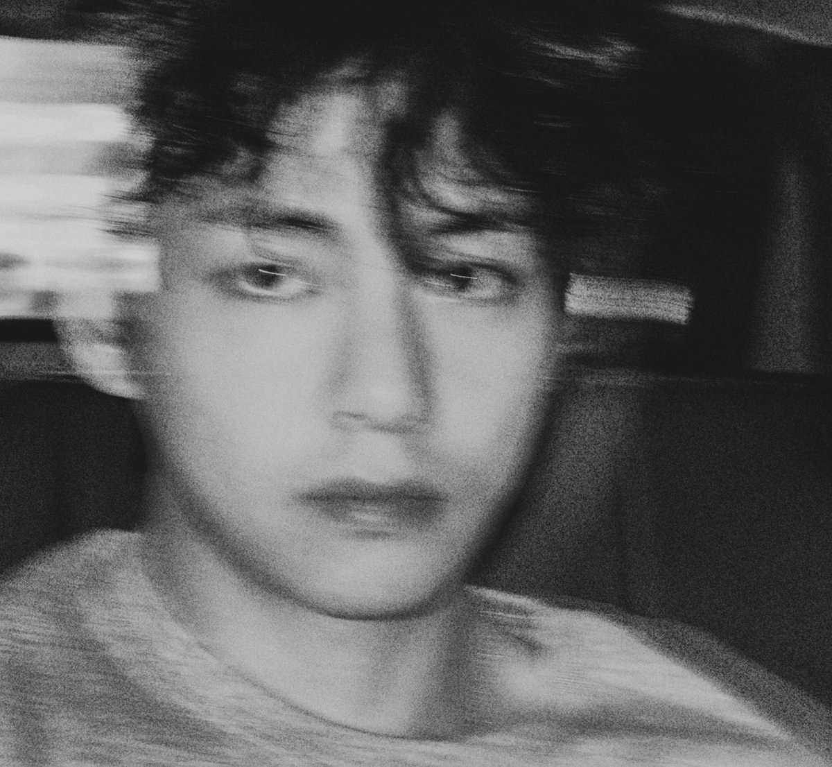 thvdiaries's tweet photo. taehyung via mnijungkook📸 https://t.co/97B2nojJwa