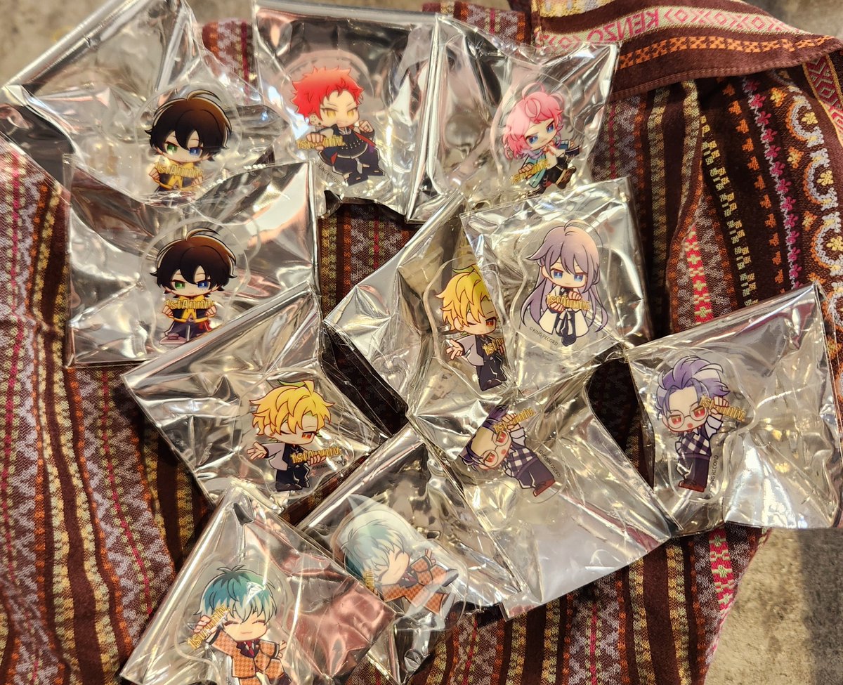 ankorika's tweet photo. 【交換】
ヒプノシスマイク ヒプマイ オンラインくじ ちびキャラリング  特典

譲)三郎2 ☆簓2 盧笙2 乱数 寂雷 一二三2 空却

求)左馬刻

本日、明日(～14時)会場付近手渡し可能です。
よろしくお願い致します。 https://t.co/DpC7LZJAlI