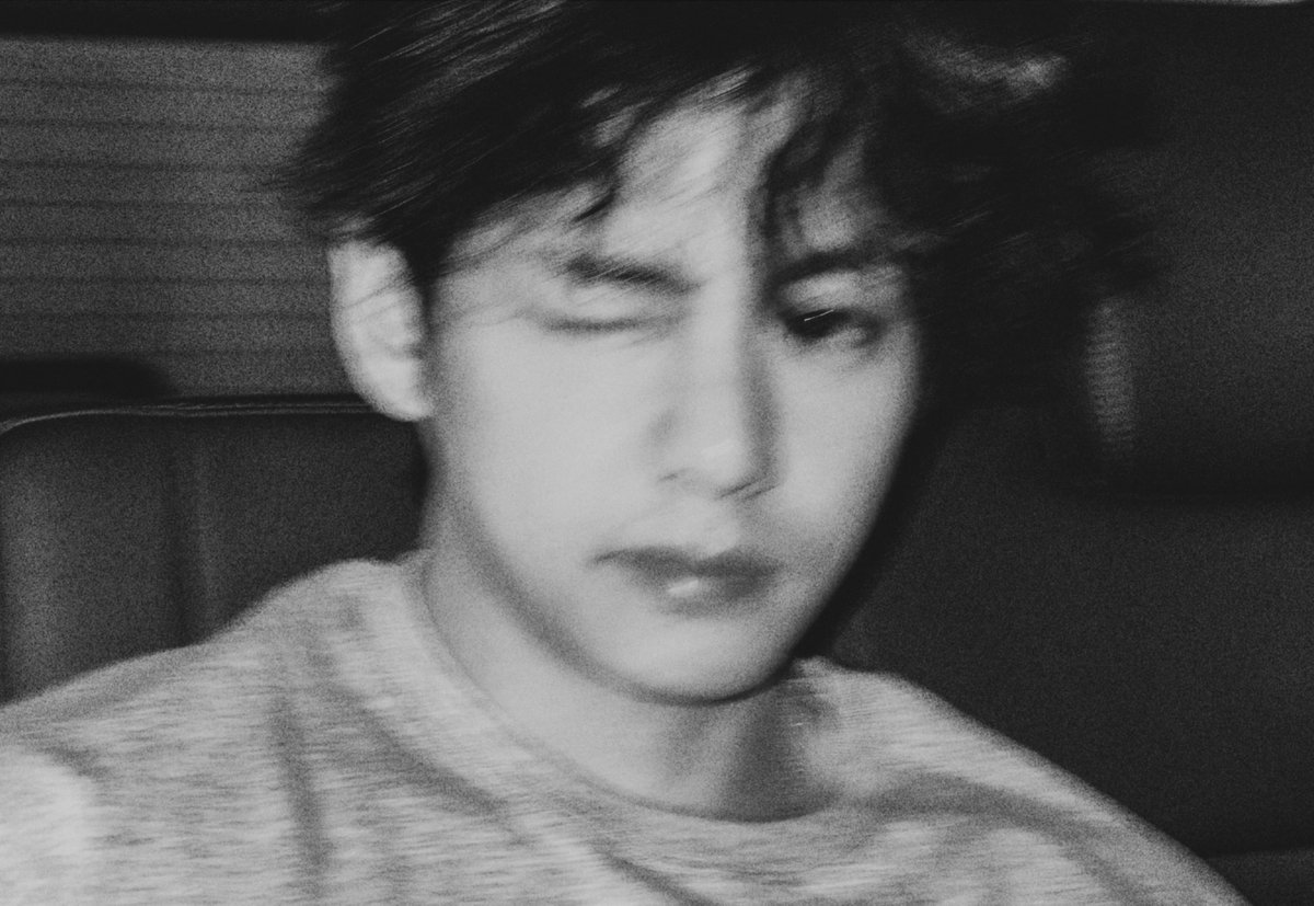 taeguide's tweet photo. Boyfriend https://t.co/KQkVxJIHHg