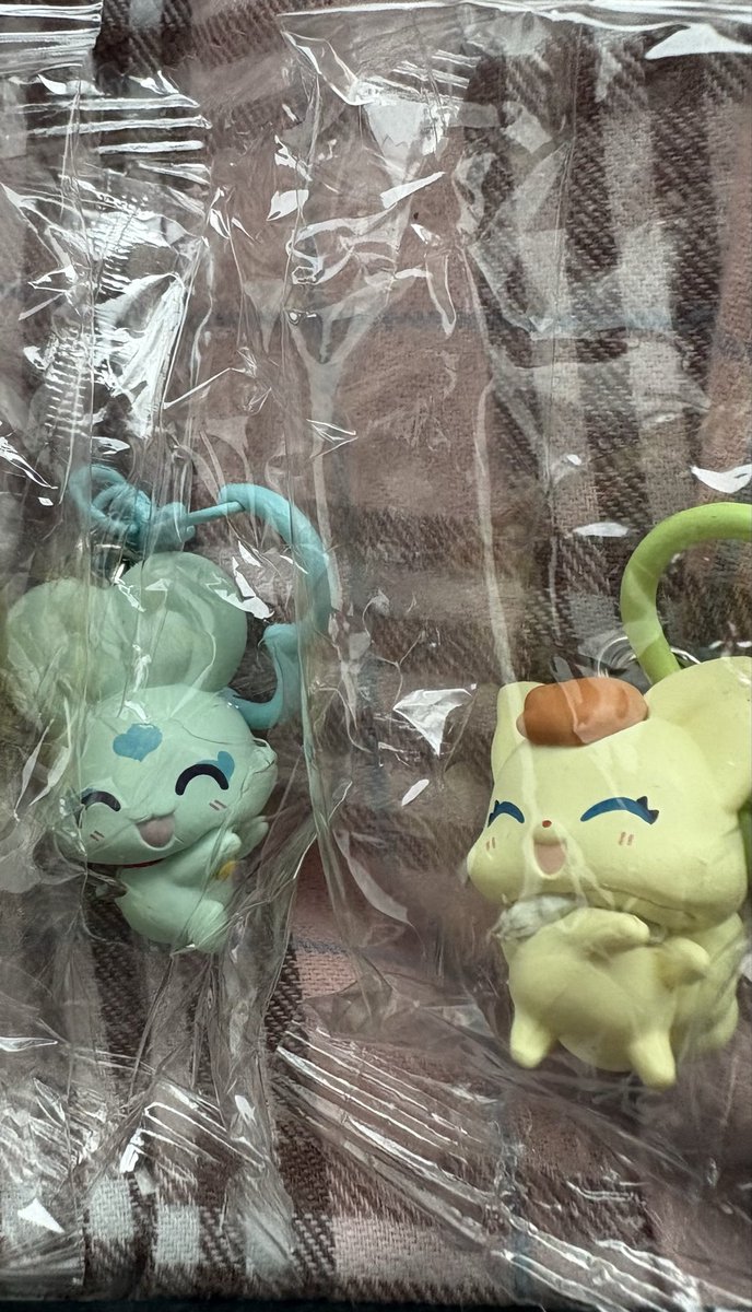 china_629's tweet photo. 【交換】プリキュア ぴたっとなかよしチャーム　ぷちきゅあ 〜Heart Collection〜
めじるしアクセサリー　めじるし

譲→フラッピ　ココ

求→めっぷる　ぱふ　めろろん

郵送希望
異種で難しいかとは思いますが
お気軽にお声掛けください♡ https://t.co/9LMkYxp1Mf