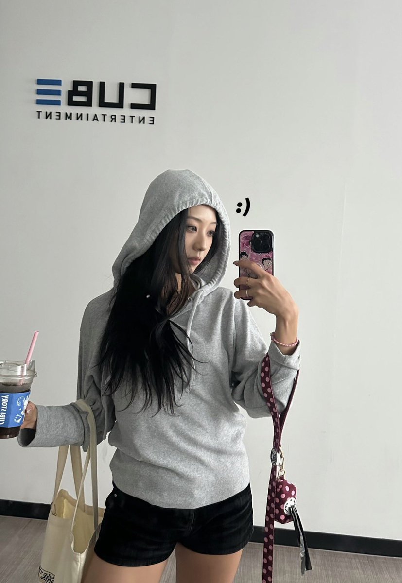 seungshire's tweet photo. Seungyeon?????? https://t.co/JdGH07WzVf