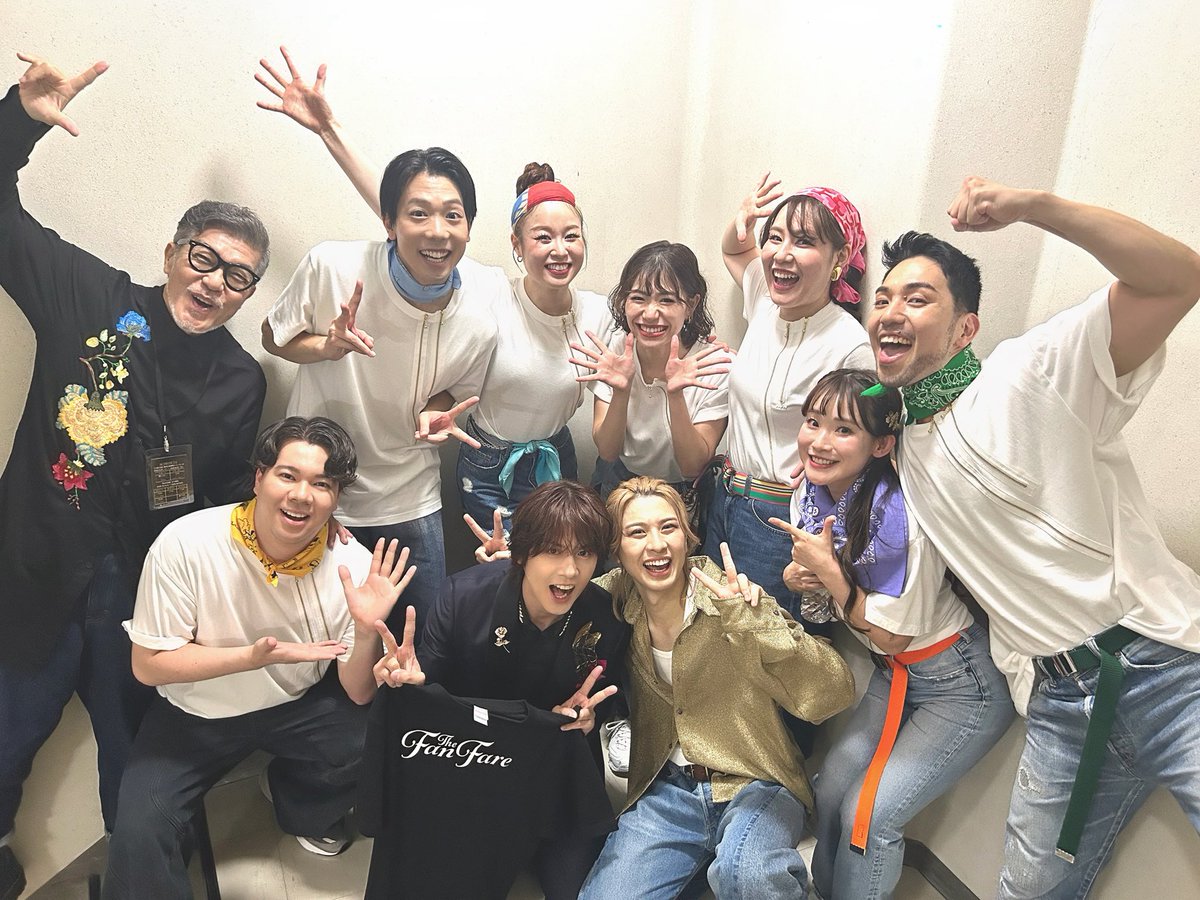 fanfare2026's tweet photo. ﾟ･:.｡..｡.:･’ * * ‘･:.｡. .｡.:･ﾟ

KURUMU OKAMIYA 1st CONCERT
“The Fanfare”
🎉3公演目終了🎉

ﾟ･:.｡..｡.:･’ * * ‘･:.｡. .｡.:･ﾟ

日生劇場での幕開け、
楽しんでいただけましたか？✨

ゲストには #浦井健治 さんをお迎えしました！
会場を華やかに、素敵に盛り上げていただき、ありがとうございました✨

夜公演は #星風まどか さんをお迎えします！
🎼17:15 ロビー開場
🎼17:30 客席開場
🎼18:00 開演

✅東京公演に関するお知らせはこちらをチェック！
https://t.co/tfjZ0AleUv
【お客様へのお願い】
本公演ではペンライト・うちわ・ボード・バルーンなどの応援グッズの持ち込み・ご使用はご遠慮くださいますようお願い申し上げます。

📸開場中〜開演5分前までの時間のみ会場内の撮影可

皆様のご来場、心よりお待ちしております✨

♬公演HP⏬
https://t.co/Sa3gZQJLFJ

#岡宮来夢
#1stくるコン