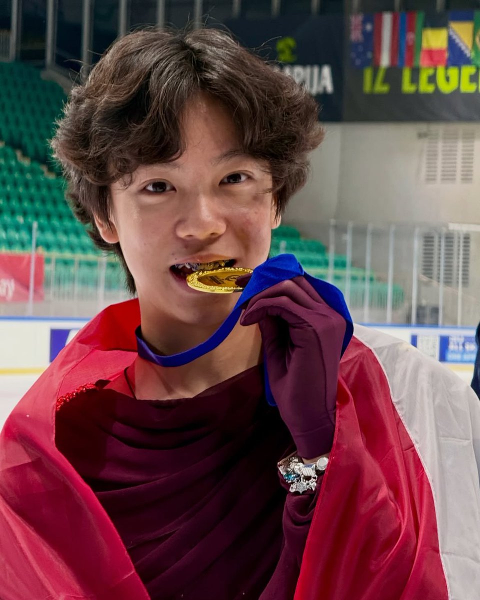 hiroGOATathip's tweet photo. our champion 🇹🇭🥇 https://t.co/QueAbrCP7F