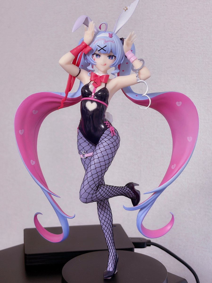 akiyamabc's tweet photo. 萌え萌えフィギュアがきました………………………… https://t.co/pubyvUAsW6