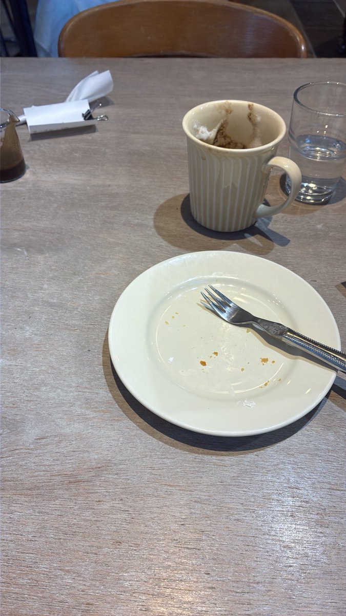 kkk315012's tweet photo. @the_end_of_999 意味もない1人飯だよ https://t.co/CIWTdWZrGZ