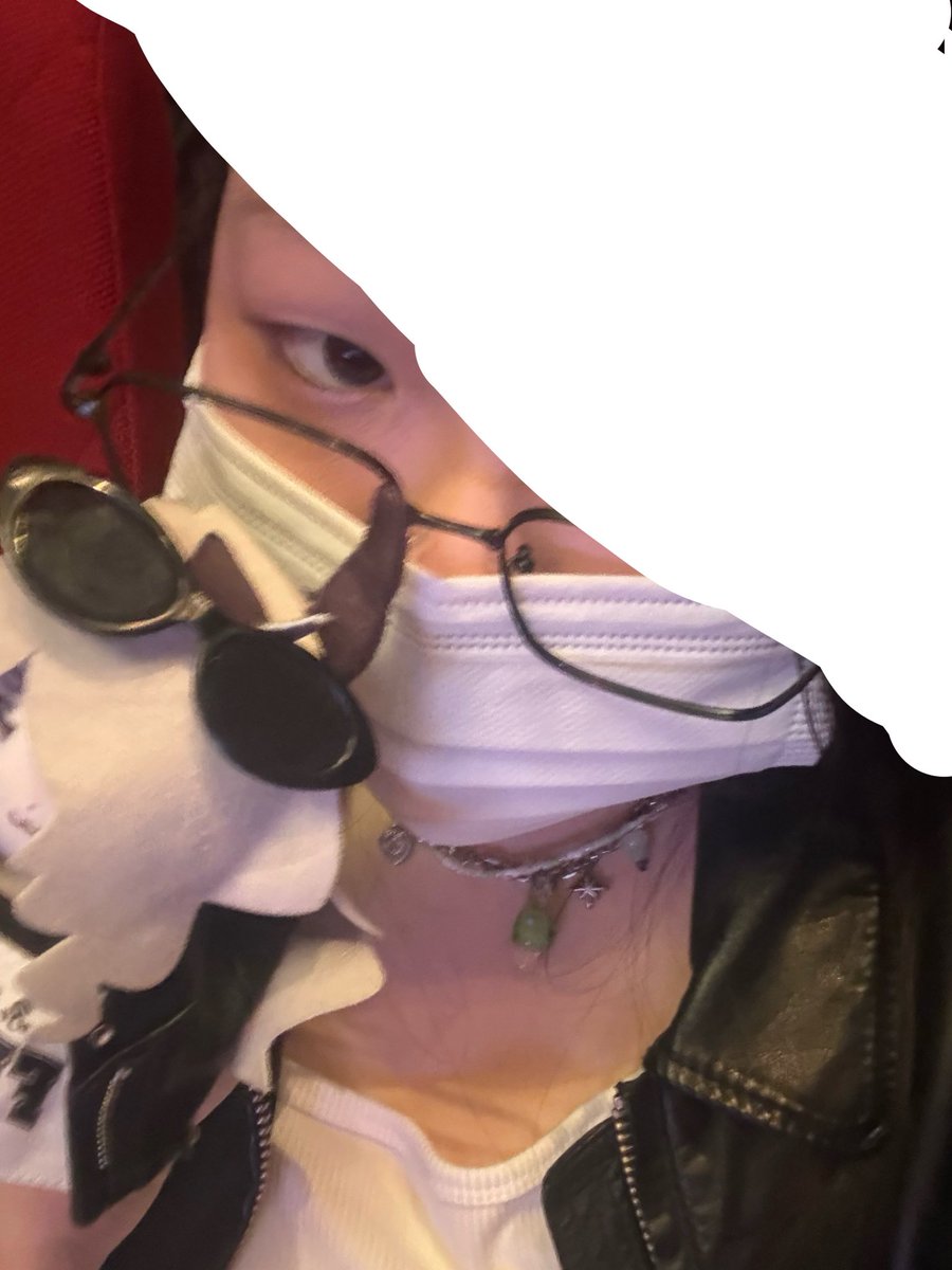 0419SBN's tweet photo. 마카샤님이랑깔맞춤하고오케스트라보고왓읍니다
너무아름다웟어 https://t.co/qL6QS4mtvw