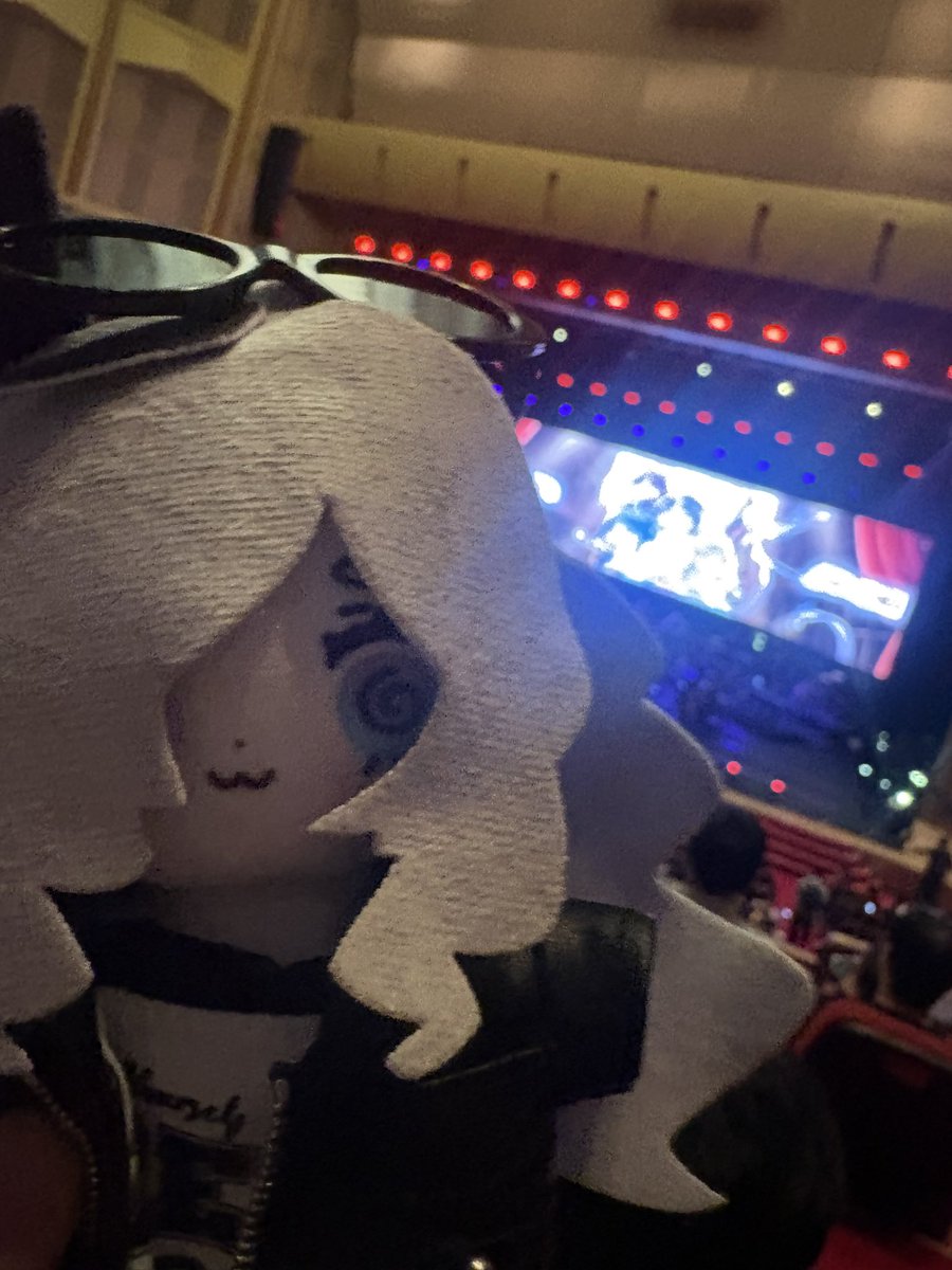 0419SBN's tweet photo. 마카샤님이랑깔맞춤하고오케스트라보고왓읍니다
너무아름다웟어 https://t.co/qL6QS4mtvw