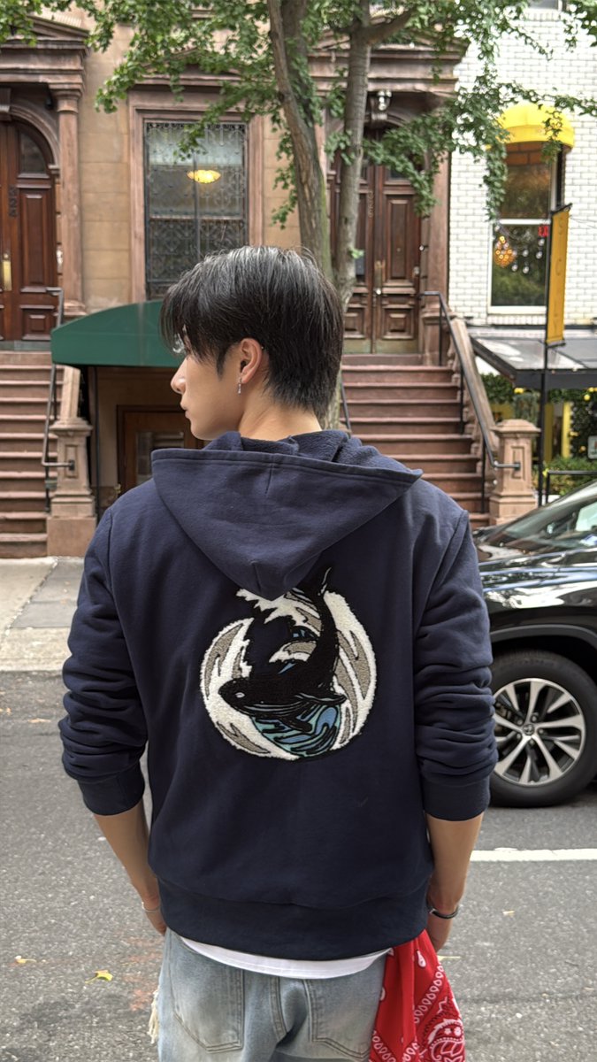 Big_O_cean's tweet photo. Big WHALE Collection Behind Photos JISEOK
#BigOcean #빅오션 #JISEOK #BehindPhoto #BigWHALECollection https://t.co/7Hm9tMRwMi