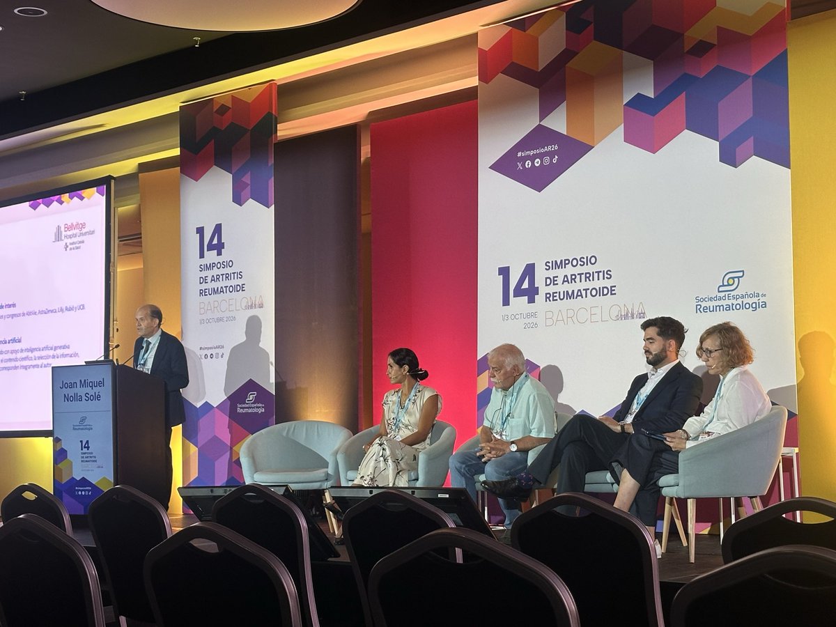 mariaj_morenom's tweet photo. Última jornada . Mesa de comorbilidades #simposioAR26 @SEReumatologia 🧶
✅ Dr Nolla: sarcopenia y malnutrición https://t.co/ppUAPLUuGf