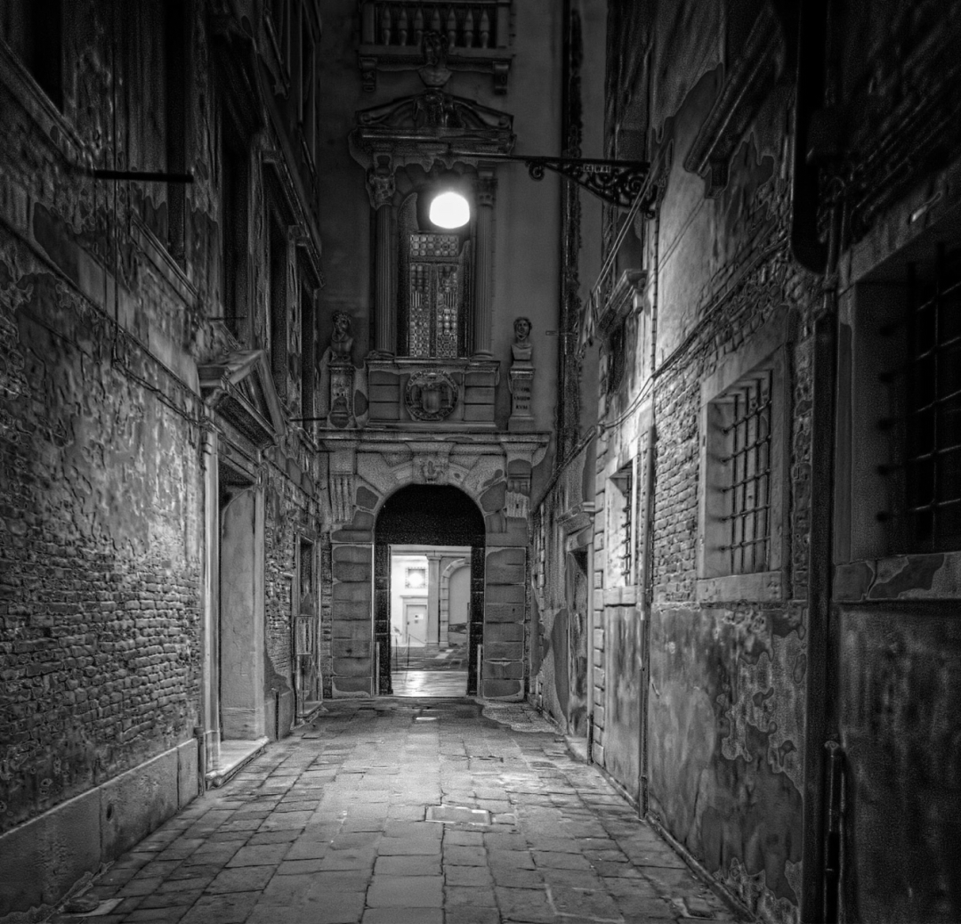 Bbuang33's tweet photo. [Shadows of the past linger in 兆谷暗. Every corner holds untold stories waiting to be found.] https://t.co/7N5CEvkV7p