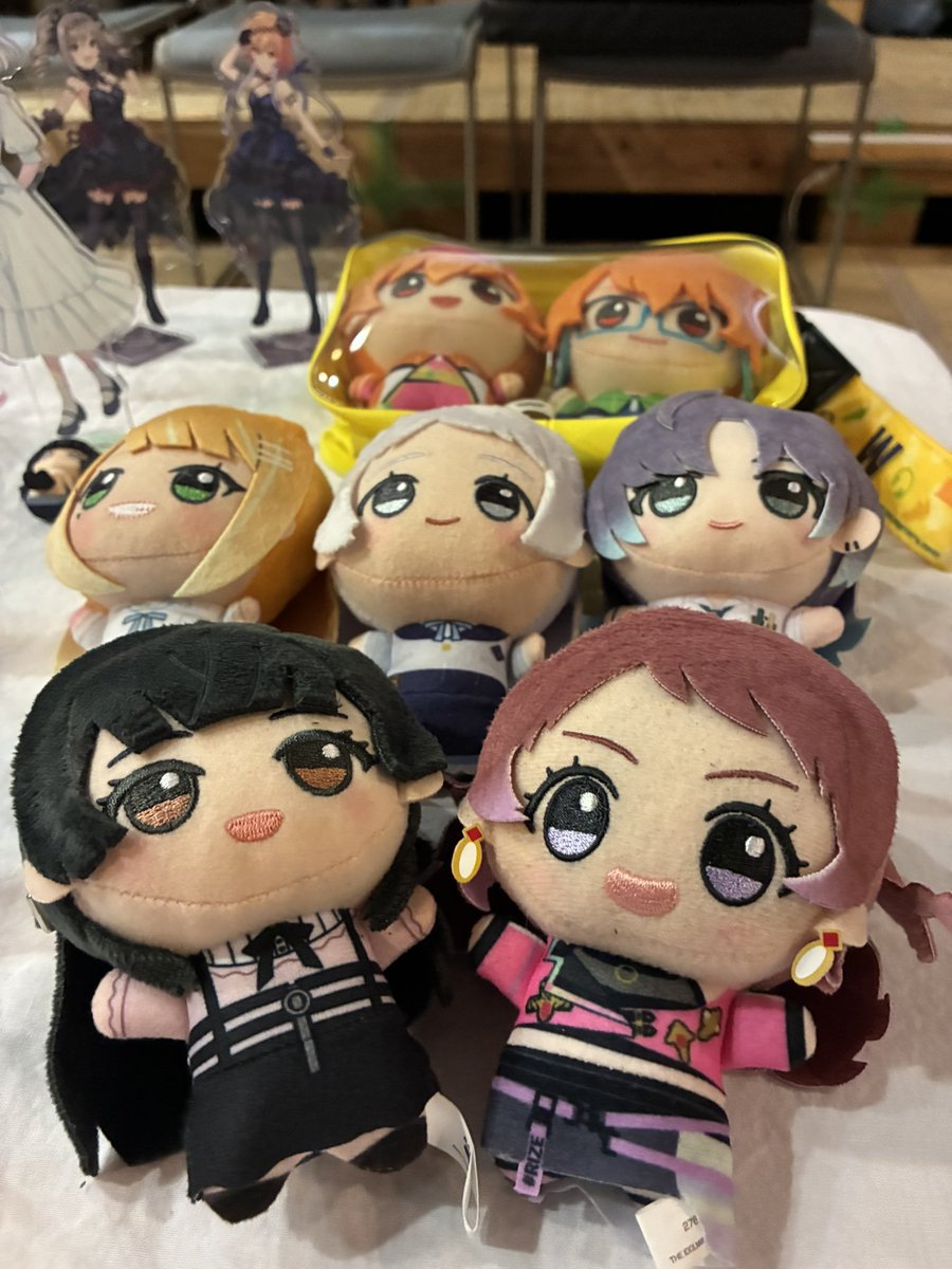 tajimas_0909's tweet photo. 【祭壇あります】

担当のグッズをご持参の方は、祭壇に飾って担当アピールしていってくださいね！

※皆さんの大切なグッズです。ご自身のグッズ以外はお手を触れないようにお願いいたします

 #たじます https://t.co/c00oq68HGL