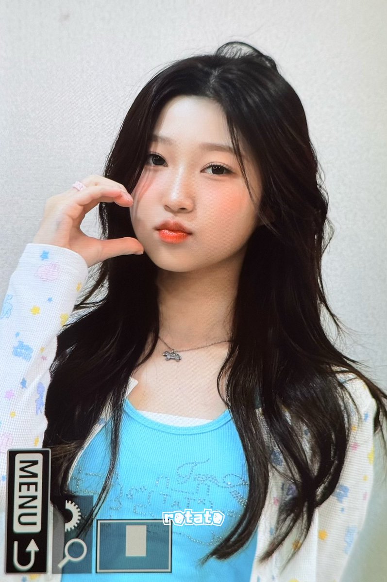 rotato_00's tweet photo. 261003 🥹🐹
#유스피어 #USPEER #로아 #ROA https://t.co/hEwKX7Byyl