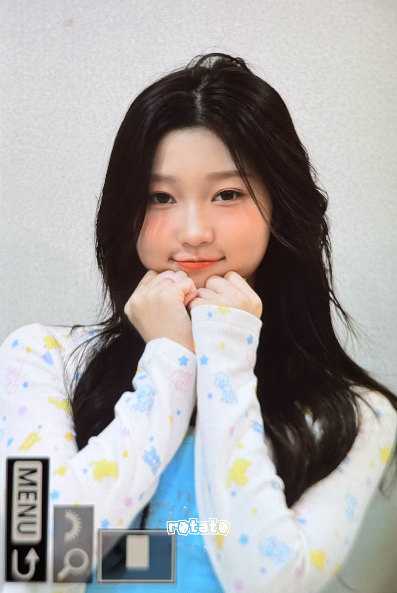 rotato_00's tweet photo. 261003 🥹🐹
#유스피어 #USPEER #로아 #ROA https://t.co/hEwKX7Byyl