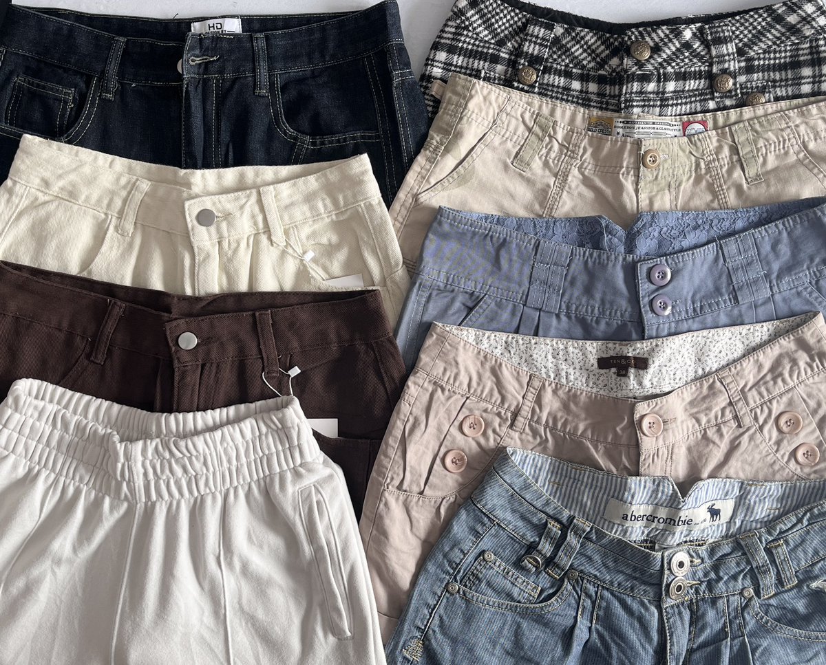 littlebunny0202's tweet photo. มาค่าเสื้อผ้าญี่ปุ่นมือ2🎀🧸
Uniqlo,gap,adidas,sanri บลาๆ
รอบนี้แขนยาว ยีนส์ ขาสั้น บบท สายเดี่ยว🌸

เริ่มต้น 49-
รี+ปัก ลด10฿

ส่งแฟลชเหมา45฿
ลงวันนี้(23/10) 19.30 น🌟

#ส่งต่อ #ส่งต่อเสื้อผ้า #เสื้อผ้ามือสอง #เสื้อผ้ามือ2 #โล๊ะตู้เสื้อผ้า #เสื้อผ้ามือสองสภาพดี https://t.co/WvGWOO1J4w