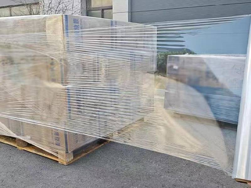 DavidChapmture's tweet photo. Just got this perfect little package  Opening it up and cannot wait to show you what’s inside! Waiting for your guesses https://t.co/kCoLtGufpk