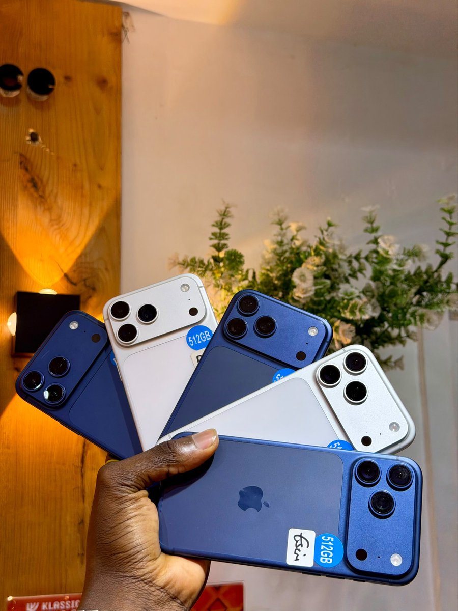 ITgadgetsng's tweet photo. Very Clean IPhone 17 Pro Max Esim/Unlock 512Gb Available ✨
> Phy-₦1,890,000
> ESIM-₦1,770,000 https://t.co/n405hTt6bn