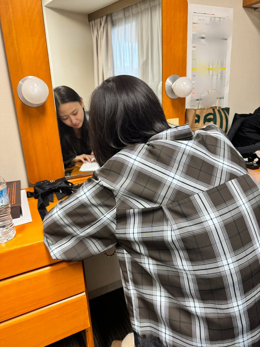 hoshikazestaff's tweet photo. 岡宮さんのコンサート
The Fanfare ゲスト出演させていただきます！
準備開始前すっぴんで失礼します。
久しぶりのデュエットもドキドキのようです。
よろしくお願いいたします。
#okamiya_kurumu さん https://t.co/5Orvrj83Hi