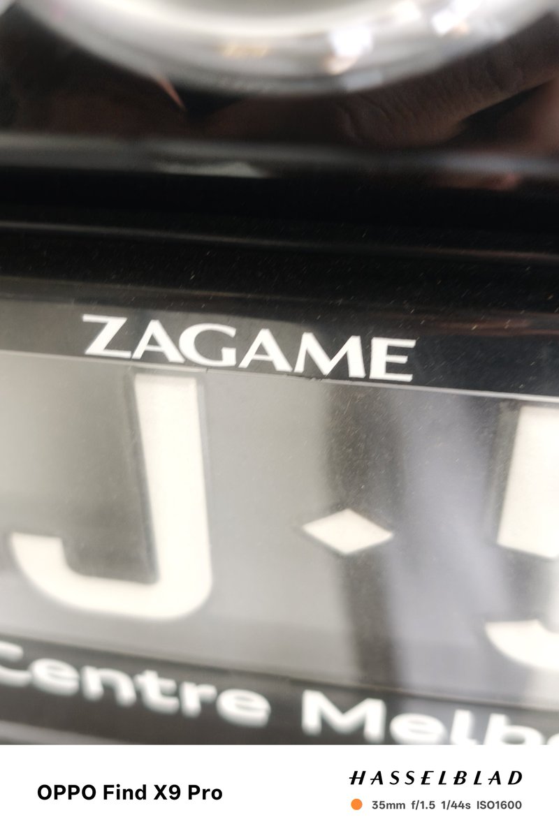 chamalg123's tweet photo. ahhh my sister's Audi Audi fan I will look after U. from zagame
@Australia @WWE @WWF @9NewsMelb @Audi @Kogan @korolovamusik
#zagame #art #audi #fan #melbourne #australia https://t.co/w1hX4HchN3