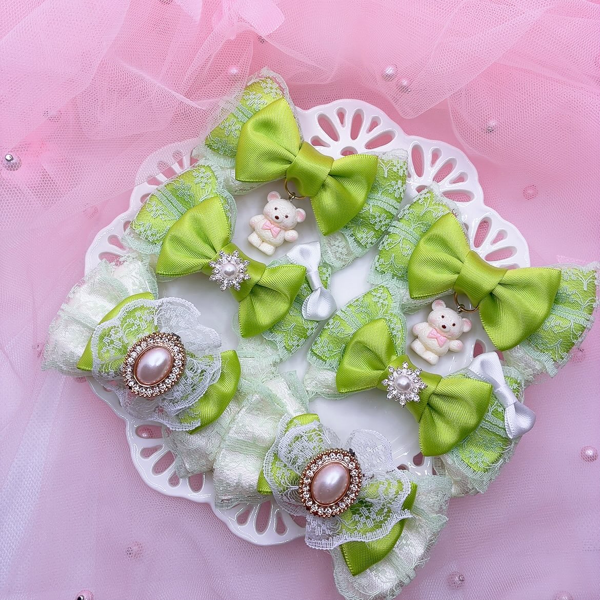 madedreamribbon's tweet photo. 💚🎀 グリーン担当の推しへ🎀💚

新作【ライムグリーンリボン 6個セット】
公式サイトにUPしましたっ🍋‍🟩✨

ツインテールにも、三つ編みにもぴったり🙌🏻💕︎︎

「推しをリボンいっぱいにしたい！！」
から生まれたセットです🎀💭

次は何色つくろうかな〜〜！？
みんなの推しカラー教えてっ🫶🏻💕 https://t.co/ClJyP3IUZm