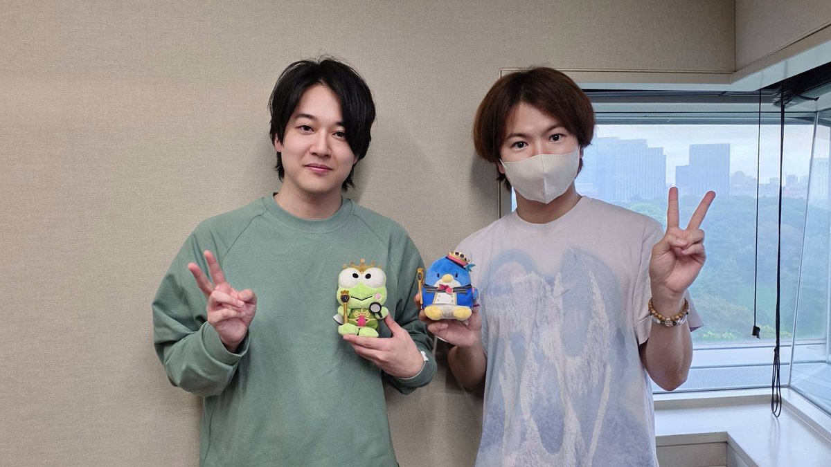fragaria_radio's tweet photo. ◤キャストサイド◢ 

📻夜11時更新📻
https://t.co/u1CvwuVDvx

／
#村瀬歩＆#町本成史 が登場🎉
@murase_pipipi
@N_Machimoto11
＼

#メモライLM の裏側を🎤
「BUBBLE」の振りは以心伝心⁉️

キャストサイドへのメッセージも募集中💌

#フラガリアメモリーズ
#フラメモ
#フラガリアナイト https://t.co/CVvsM70o7O