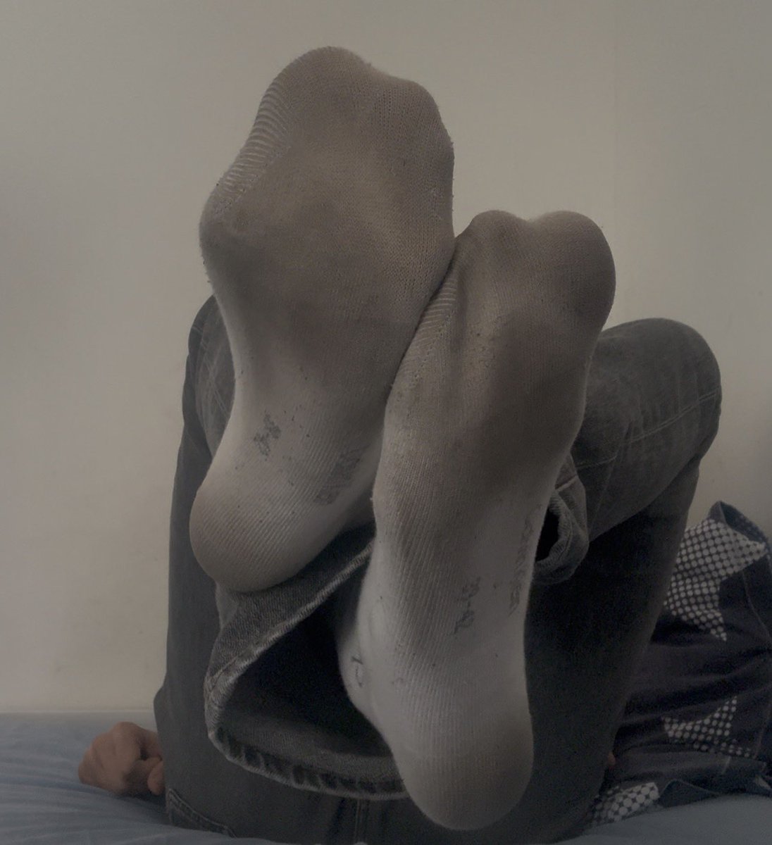 SkyAmberlin's tweet photo. Any sugar daddies who want to spoil me?
😘

As a reward for money you will get a spicy picture every week 🤑💦

#sugardaddies #sugardaddy #moneyslave #feetfetısh #feetworshi̇p #FeetCreators #gay #gaysox #findompaypig #findom https://t.co/jkwzLePalO