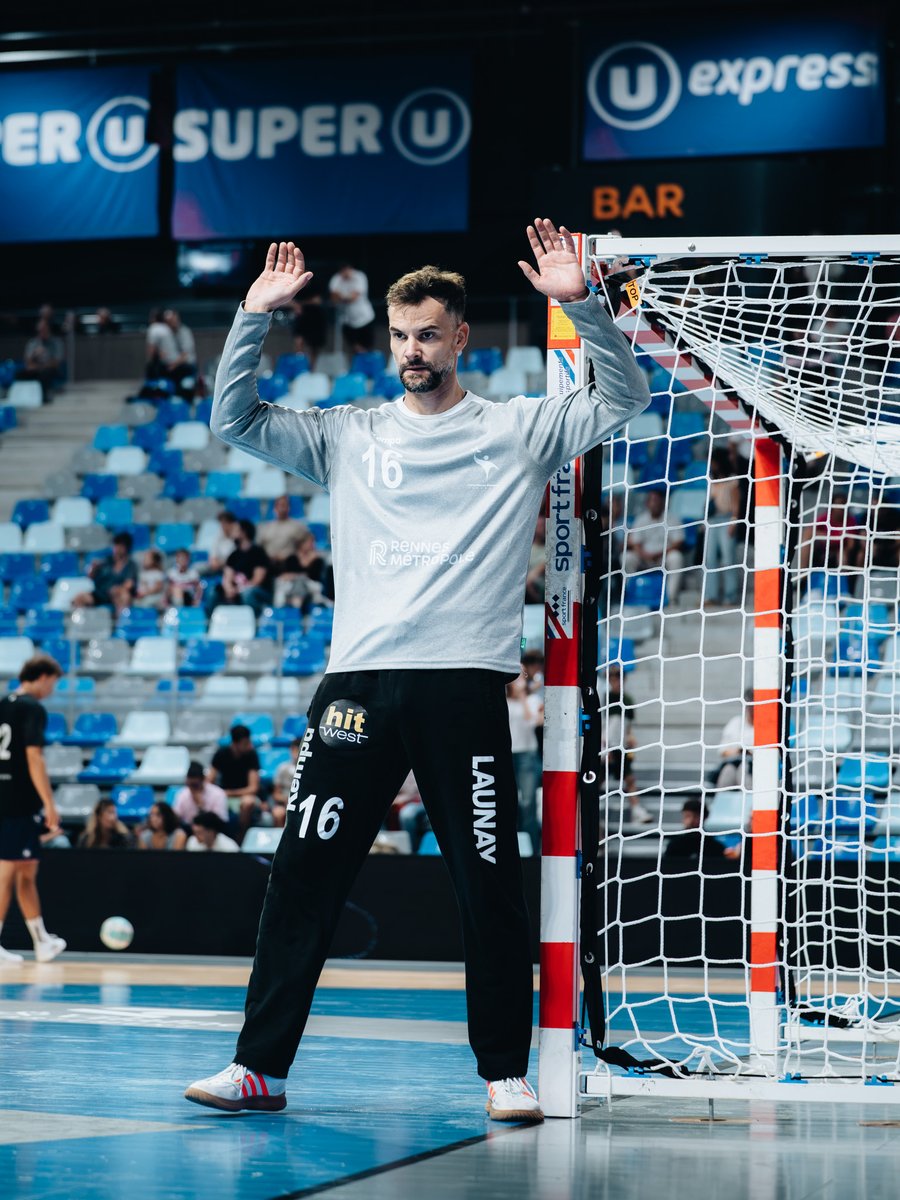 crmhb's tweet photo. 😤𝐏𝐥𝐚𝐜𝐞 𝐚̀ 𝐥’𝐞́𝐜𝐡𝐚𝐮𝐟𝐟𝐞𝐦𝐞𝐧𝐭

Après le match du @SGRMHandball, place à notre rencontre. Coup d’envoi dans 35 minutes !

𝘈𝘭𝘭𝘦𝘻 𝘭𝘦𝘴 𝘮𝘦𝘤𝘴 👊

#Irréductibles https://t.co/R2Psukp2JO