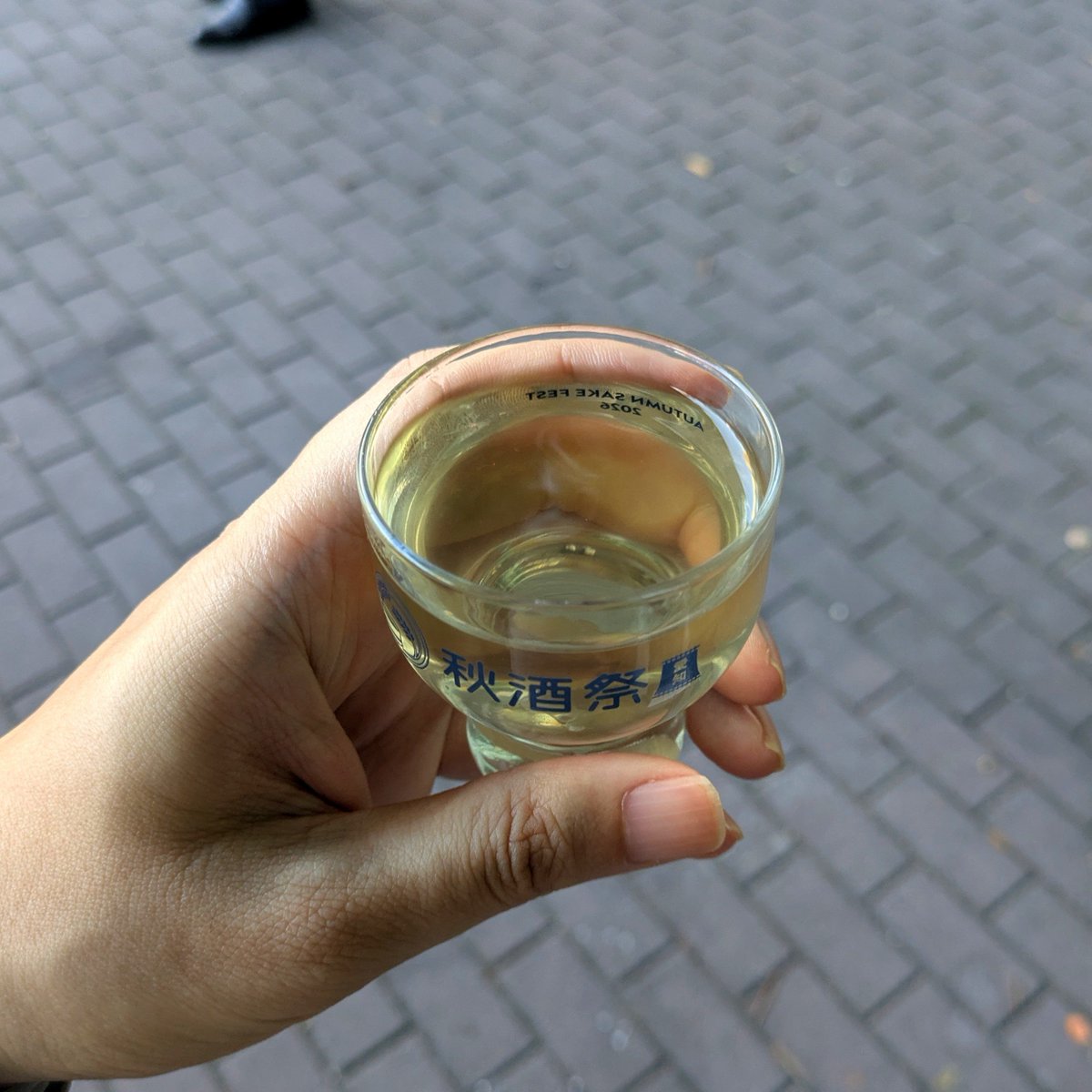 akikawa2015's tweet photo. 昨日はビール。本日は日本酒
#秋酒祭 https://t.co/gS2vJbxquD