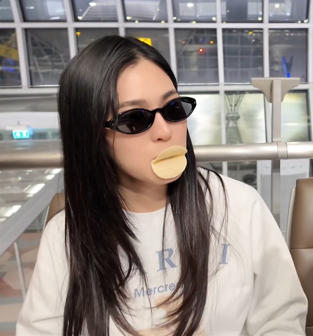 Dream9502_'s tweet photo. She’s so funny https://t.co/DL9esAAKTG
