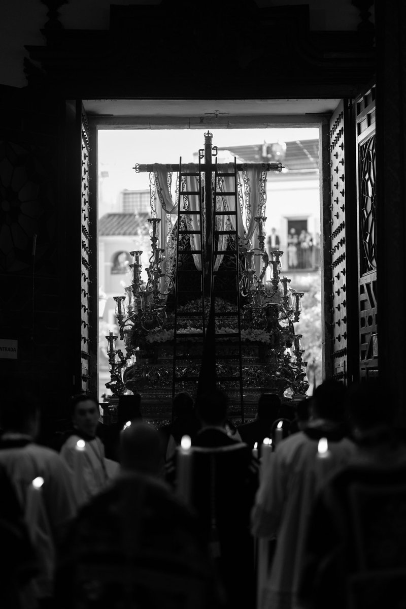 SoledadSLorenzo's tweet photo. #SábadodeSoledad

“Bajo tu amparo nos acogemos, Santa Madre de Dios; no desprecies las súplicas que te dirigimos en nuestras necesidades, antes bien, líbranos de todo peligro, oh Virgen siempre gloriosa y bendita”.

📷 José Marta Campaña https://t.co/lr4ZfnsSaU
