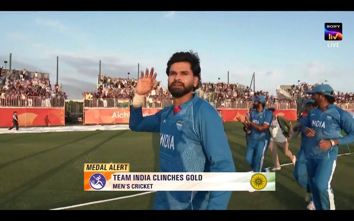 CricCrazyJohns's tweet photo. CAPTAIN SHREYAS IYER ERA - Gold Medal in Asian Games 🥹❤️ https://t.co/cSHqzdJ9q8