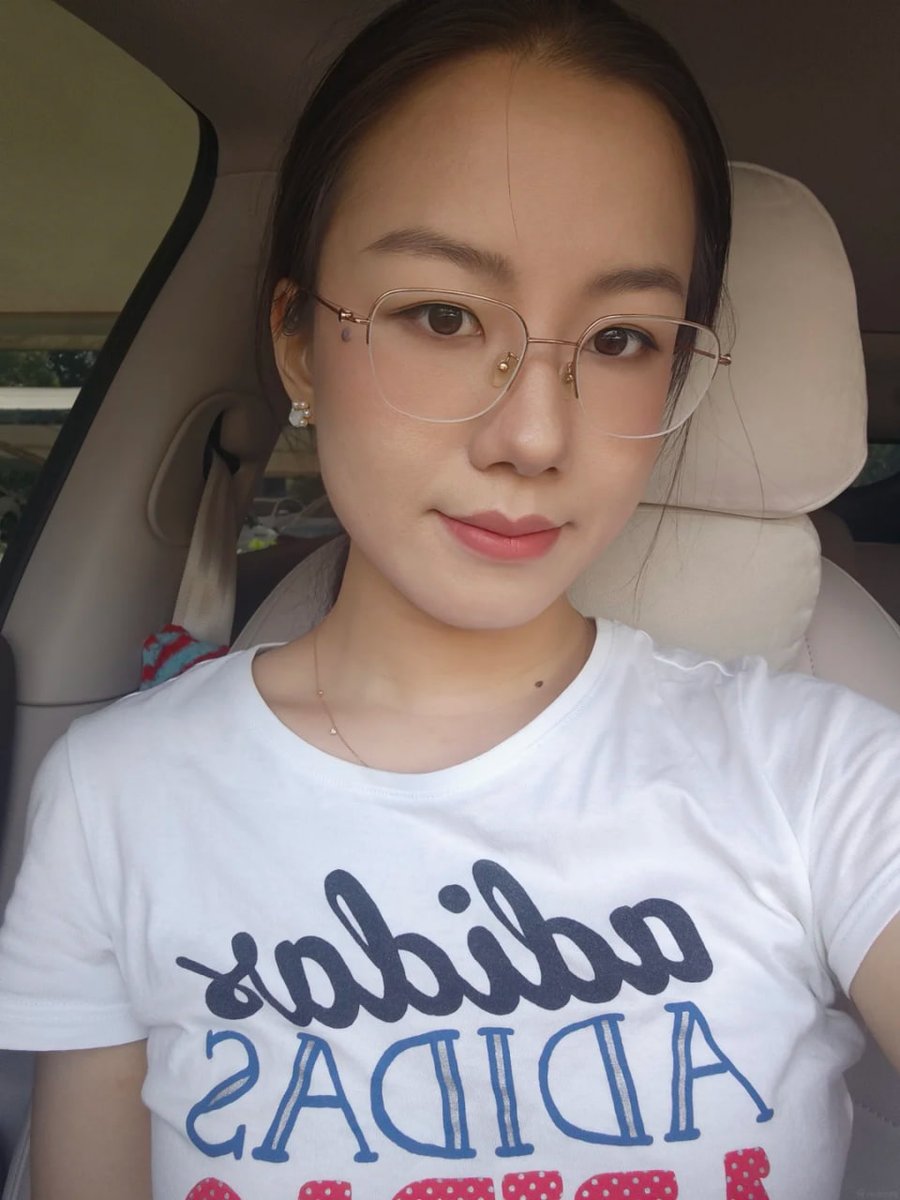 tadeo5662's tweet photo. 可以试着约，但我不卖，也不能打扰彼此的家庭，分寸感很重要，不喜欢变态。有懂的来，不卡颜😃 https://t.co/Azc1iTniy8