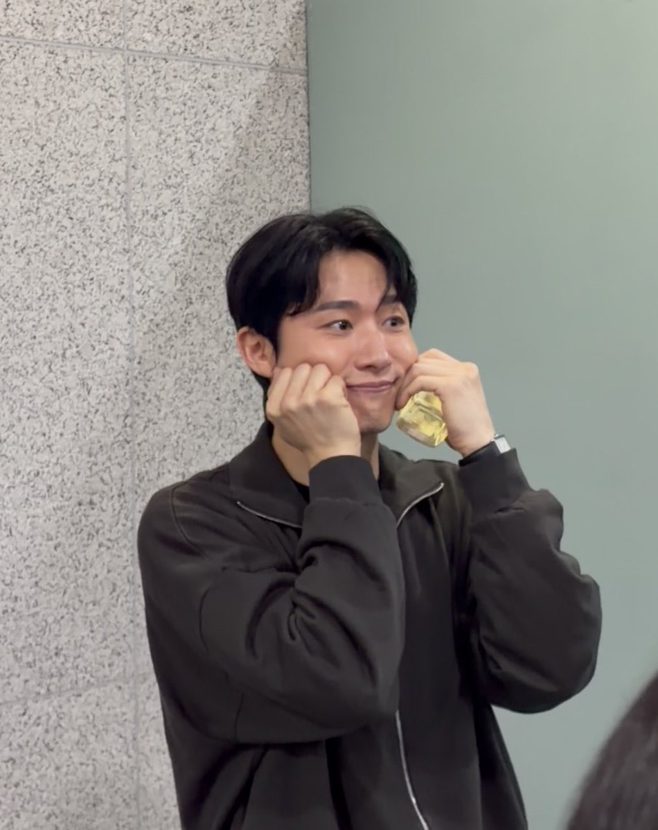 yanggxng's tweet photo. 볼찌빵 말씀하신 분 누구시지 진짜 너무 감사하시다..

#신성민 https://t.co/bZW4jN00Om
