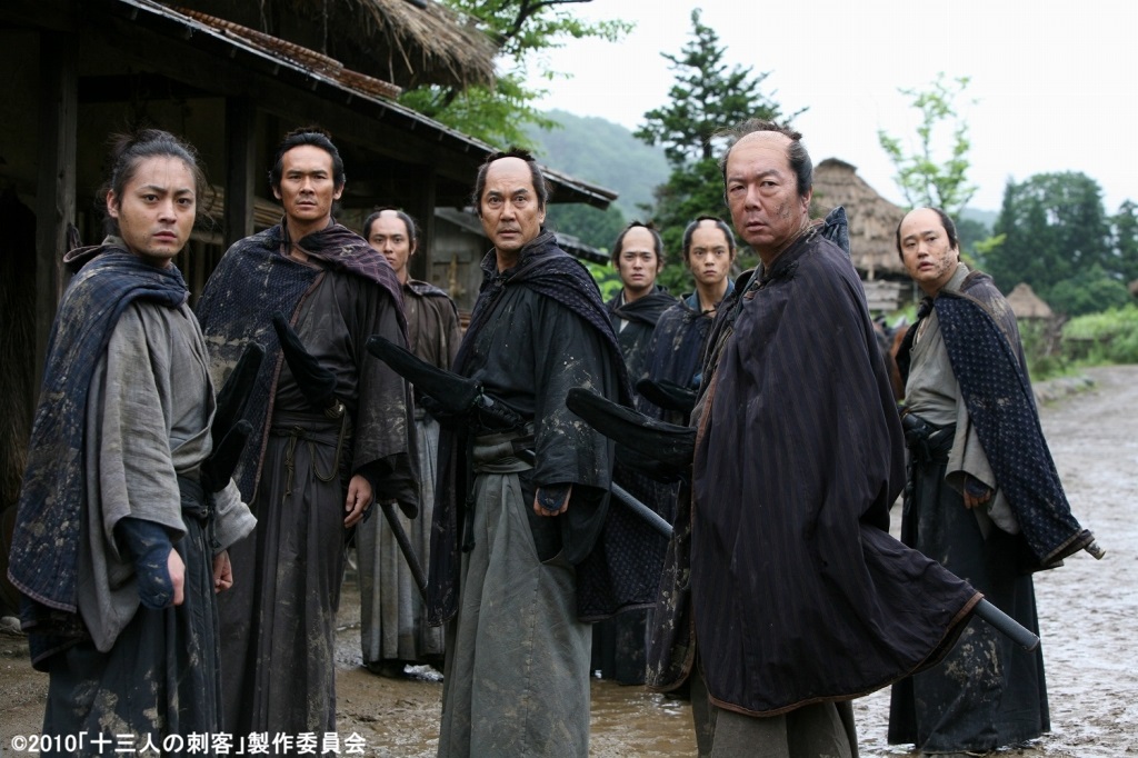 kamakura_kfm's tweet photo. 【10/22(木)～上映】

『十三人の刺客』 ＊PG-12

明石藩主の暴君・松平斉紹を前に、十三人の男が国の存亡をかけた死闘を繰り広げる。江戸時代末期を舞台に武士の大義がぶつかり合うさまを壮大なスケールで描く。役所は刺客を取りまとめる誠実な武士･島田新左衛門を演じた。
https://t.co/sctW5MTAQu https://t.co/rPyCLoIiBK