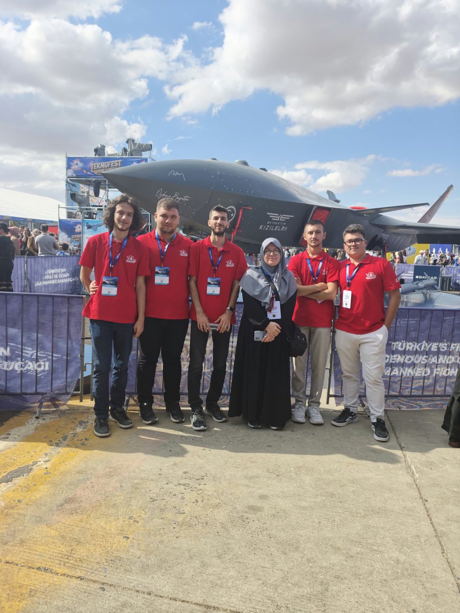 DrHasanUslu's tweet photo. 🌲🔥 NÖHÜ öğrencilerinden yapay zekâlı erken uyarı sistemi!

Bor MYO öğrencilerinin geliştirdiği Silvanus-AI, orman yangınlarını erken tespit etmeyi hedefliyor. Proje, TEKNOFEST Tarım Teknolojileri Yarışması’nda finale kaldı. 👏🇹🇷

#NÖHÜ 
#TEKNOFEST https://t.co/AQEPXPy2e6