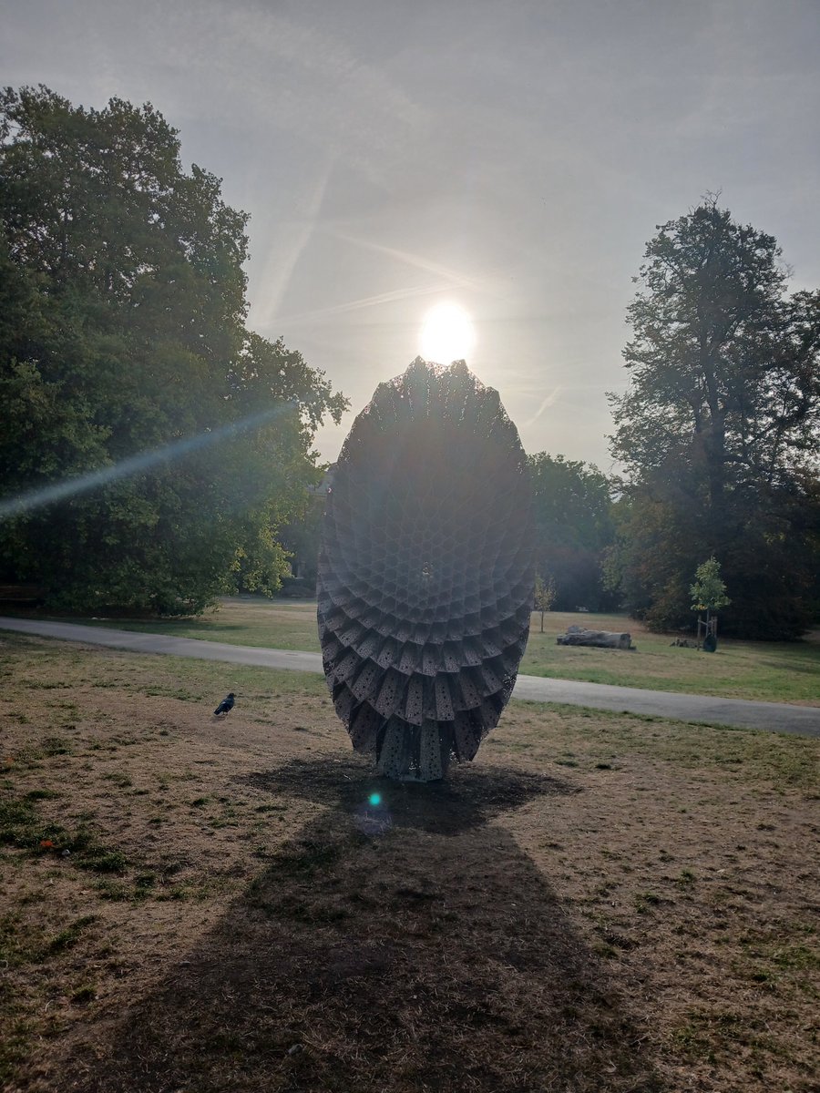 KarenBeadle's tweet photo. #cosmicgeometry 'Eye of the Needle' #regentspark #timepebbles concept of deep time - reflection on #celestial phenomena artist Conrad Shawcross - we all know about the passage of time https://t.co/q0X5SWfOne