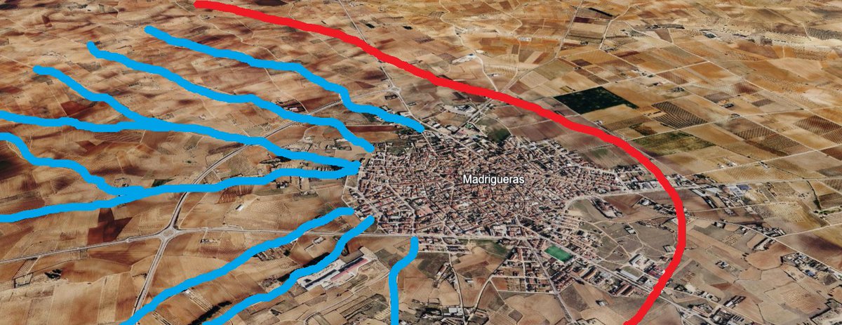 samurivas_meteo's tweet photo. He realizado un pequeño croquis de la situación de Madrigueras.

El núcleo urbano al situarse en una vaguada, es la propia red de caminos y cañadas la que actúa como red de drenaje canalizando toda la escorrentía directamente al casco urbano. https://t.co/wizE0rK6J9
